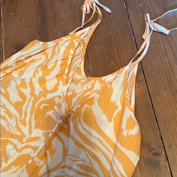 H&M Vibrant Orange and White Patterned Mini Dress - Picture 3 of 3